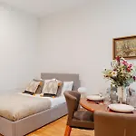 Art Palace - Loftaffair Collection Apartmán *