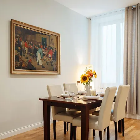 Apartment Art Palace - Loftaffair Collection *