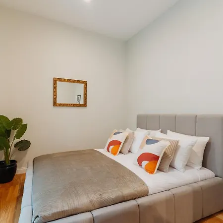 Apartment Art Palace - Loftaffair Collection *