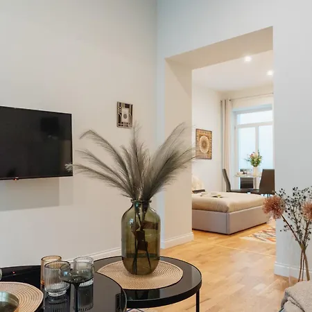 Apartment Art Palace - Loftaffair Collection *