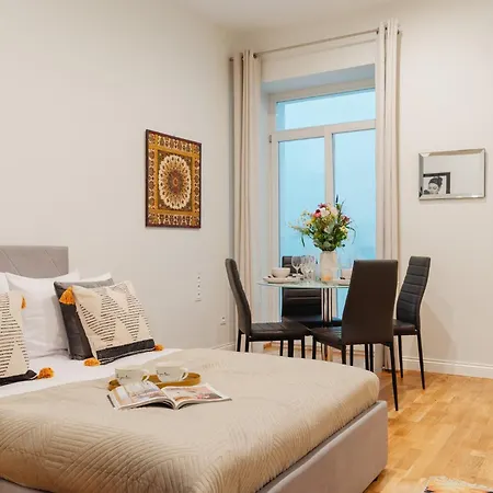 Apartment Art Palace - Loftaffair Collection