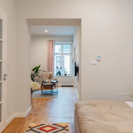 Art Palace - Loftaffair Collection Apartment