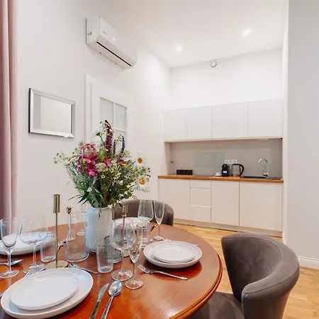 Apartment Art Palace - Loftaffair Collection *