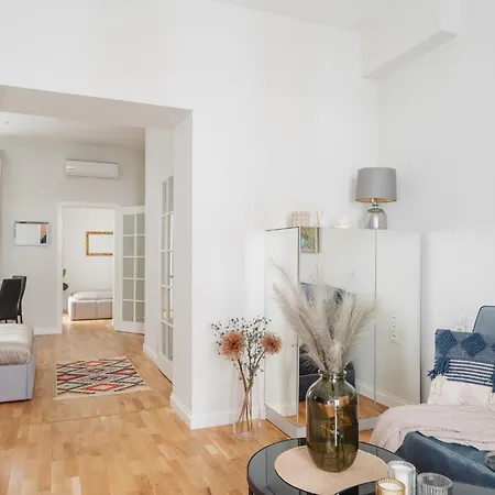 Art Palace - Loftaffair Collection