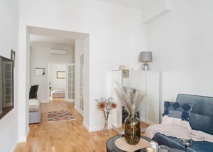 Art Palace - Loftaffair Collection