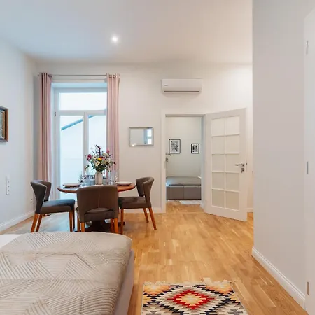 Art Palace - Loftaffair Collection